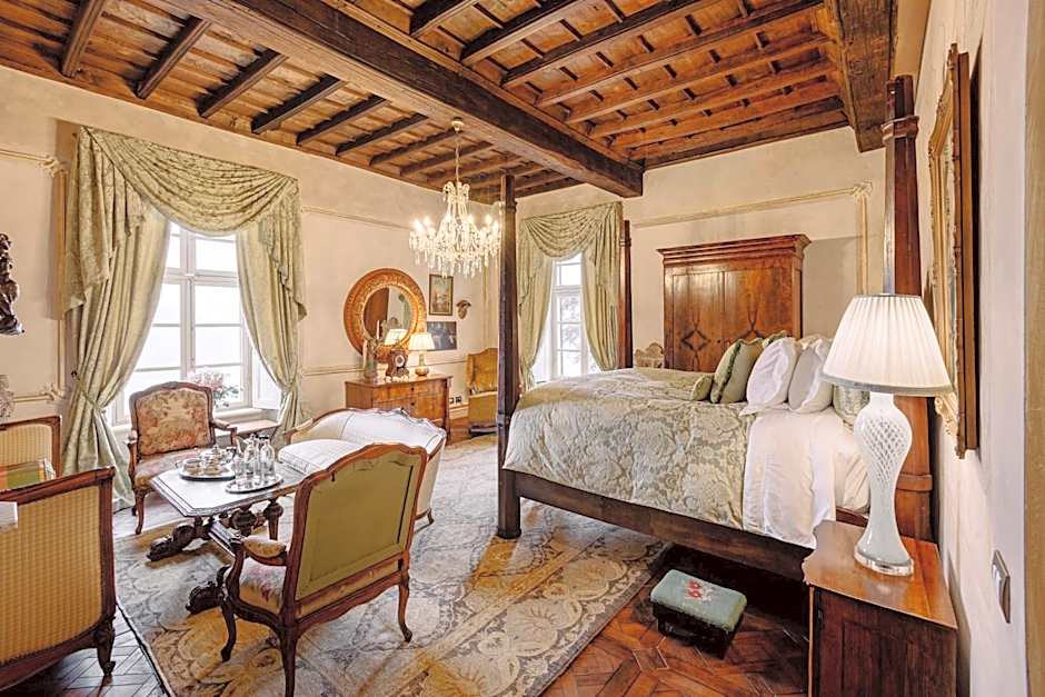 Castello di Casalborgone, Luxury Italian Castle Hotel