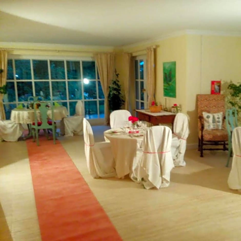 Zimmer mit Teichblick
