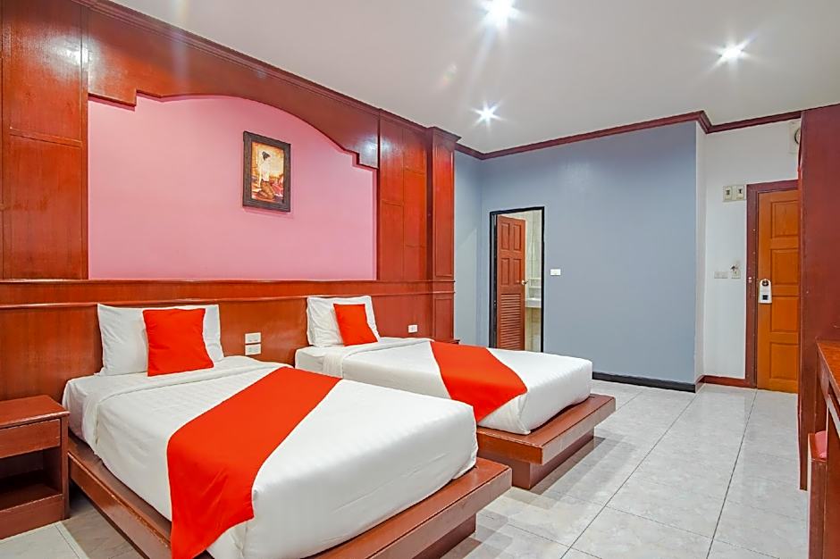 Art Mansion Patong Hotel