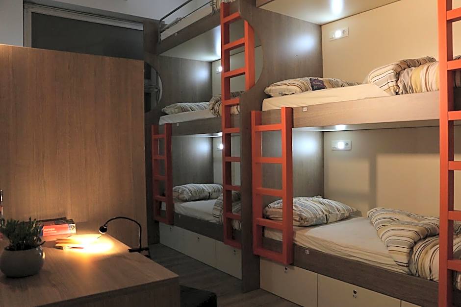 Hostel Tivoli
