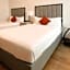Asiatic Hotel Laguardia East