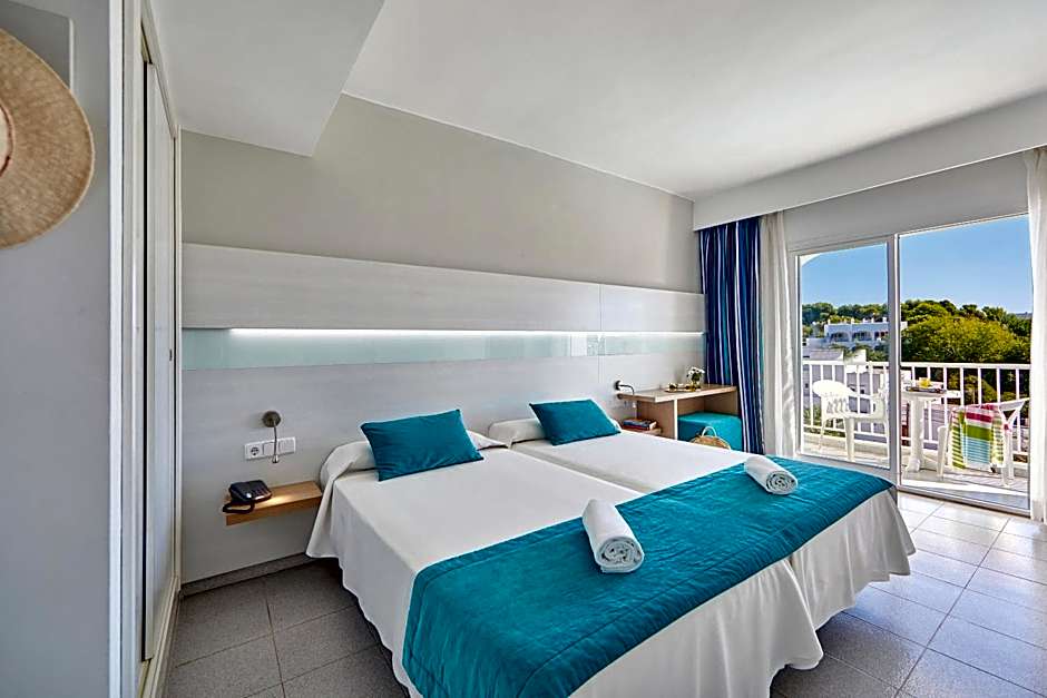 Gavimar Ariel Chico Hotel and Apartments