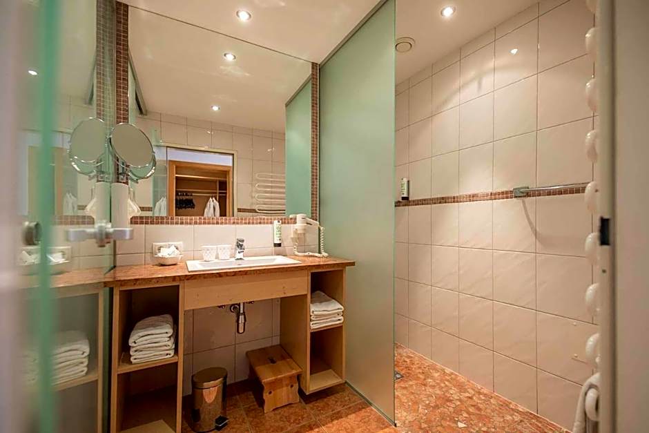 Familien- & Vitalhotel Auenhof