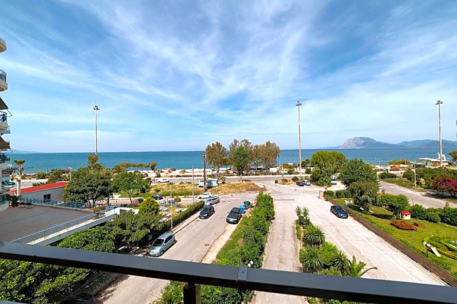 Delfini Hotel Patras
