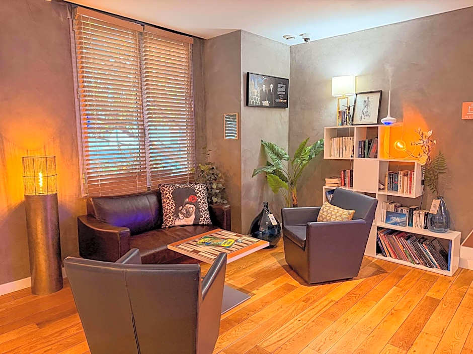 Ibis Styles Paris Tolbiac Bibliotheque