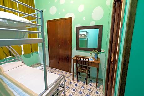 Triple Room with Bathroom