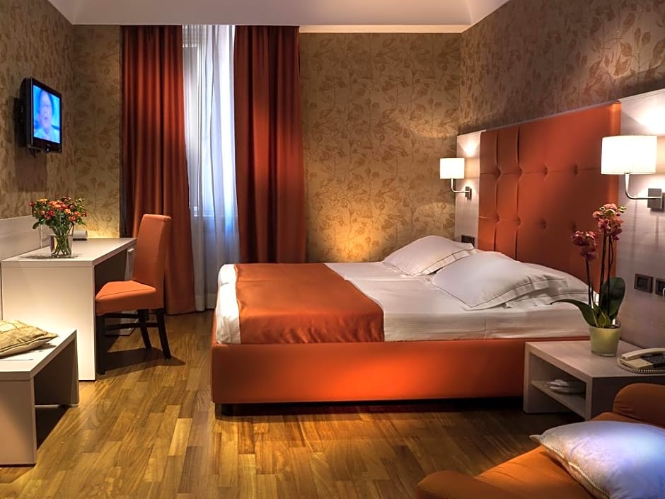 Hotel Diana
