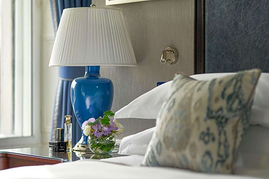 The Shelbourne, Autograph Collection