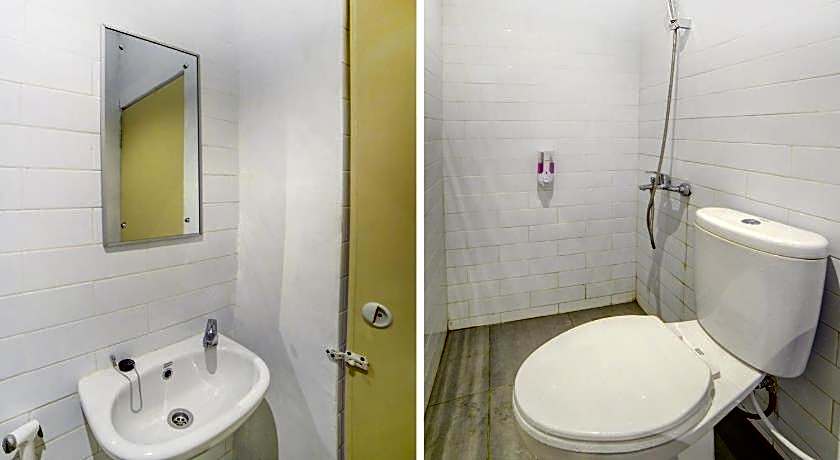 OYO 90559 Gamacity Residence