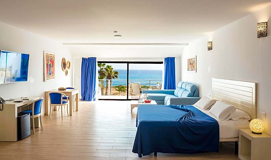 Hotel LIVVO Budha Beach