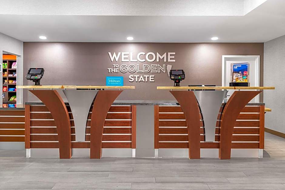 Hampton Inn By Hilton & Suites Sacramento - Cal Expo