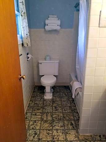 Basic Triple Room
