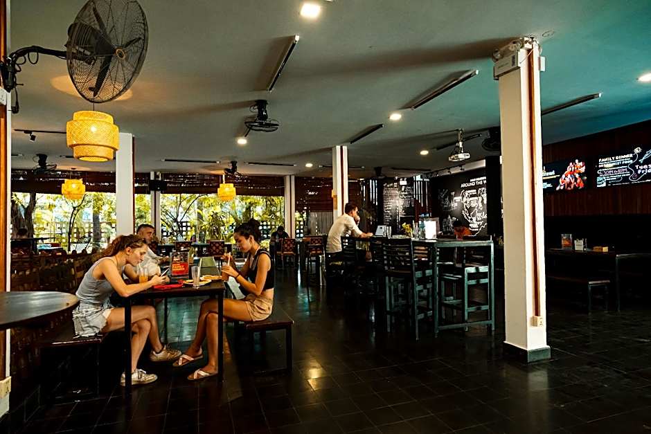 Mad Monkey Phnom Penh