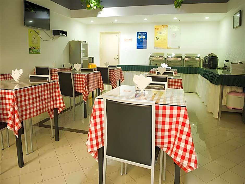 GreenTree Inn ZiBo LiuQuan Road Wal-Mart Square Express Hotel