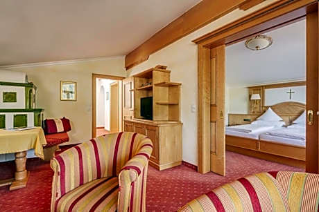 Suite with Mountain View