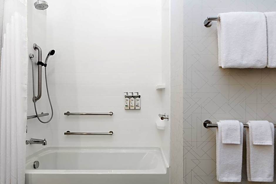 Holiday Inn Express Fremont By IHG