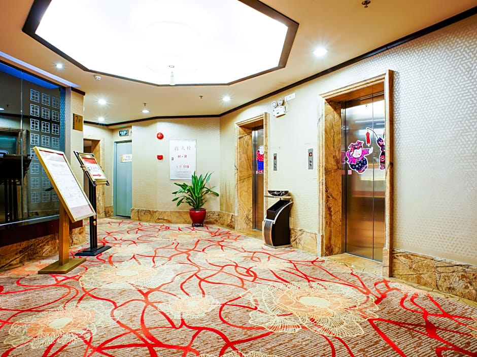 Fortune Hotel