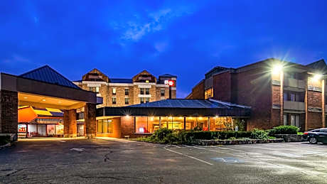 Best Western Plus Portsmouth Hotel and Suites