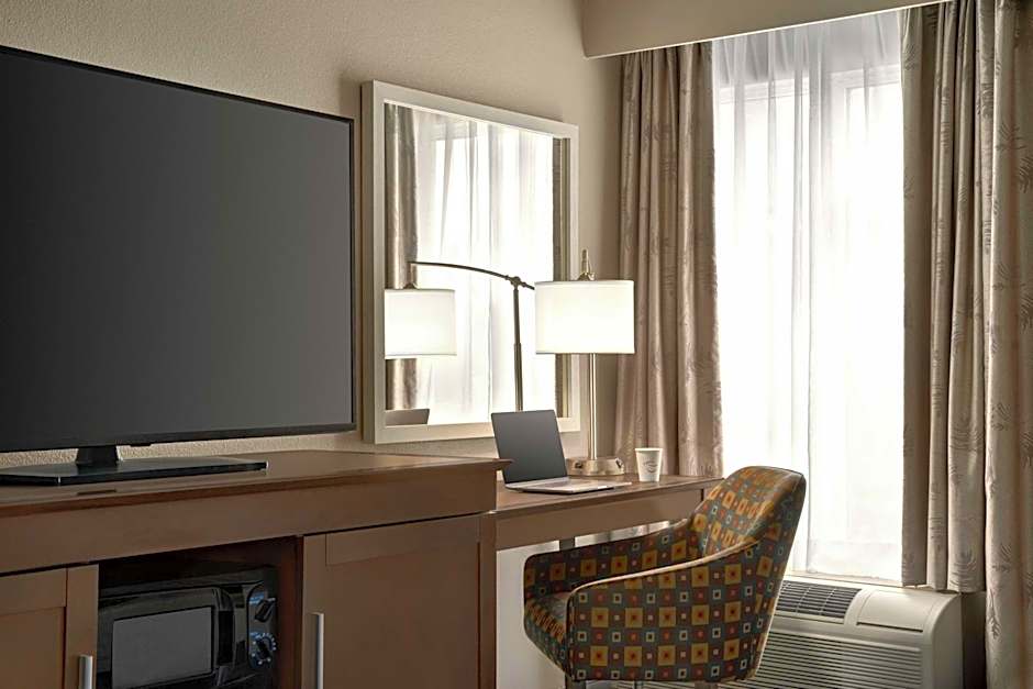 Hampton Inn By Hilton New Orleans-St. Charles Ave./Garden District