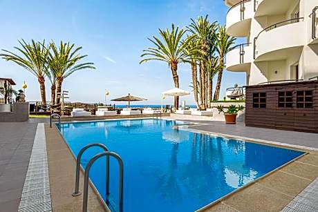 Ramada Resort by Wyndham Puerto de Mazarron