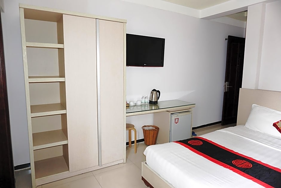 Le Duong Hotel