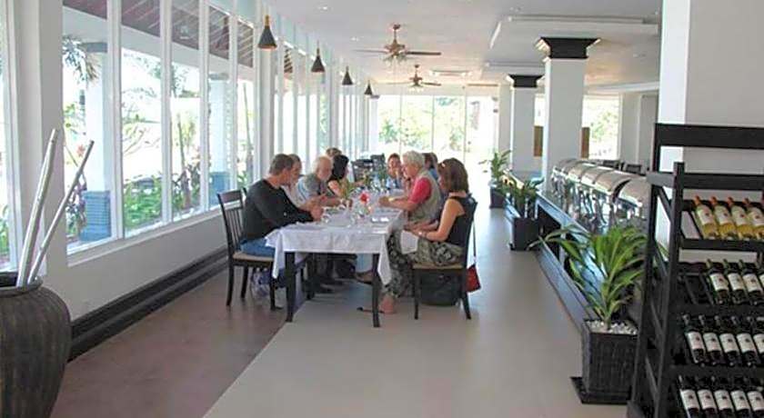 Glorious Hotel & Spa