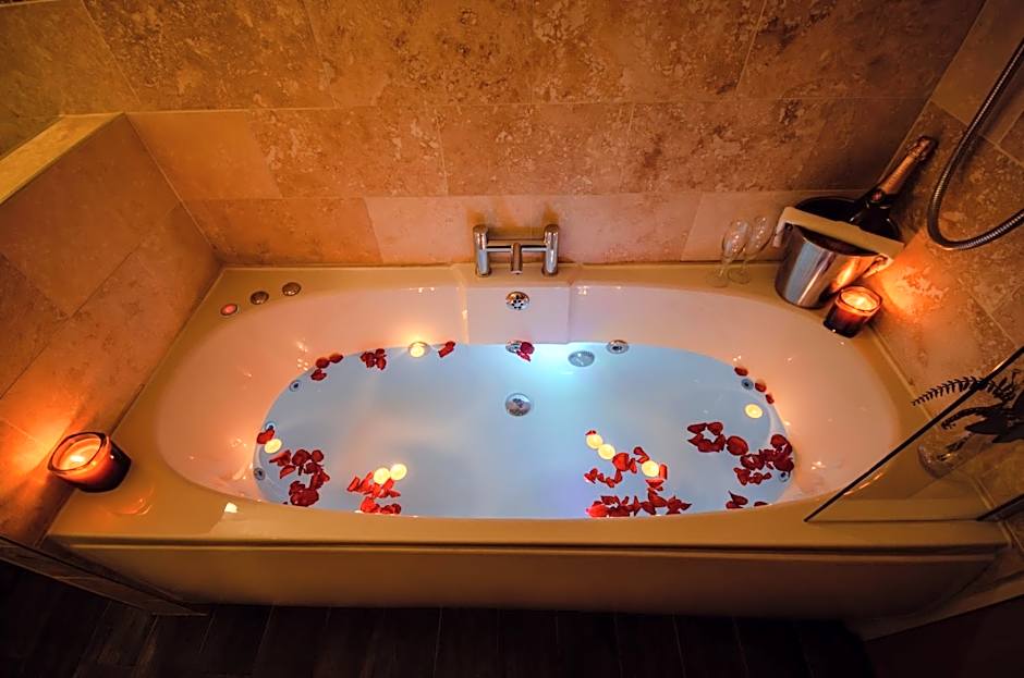 Howfield Manor Hotel