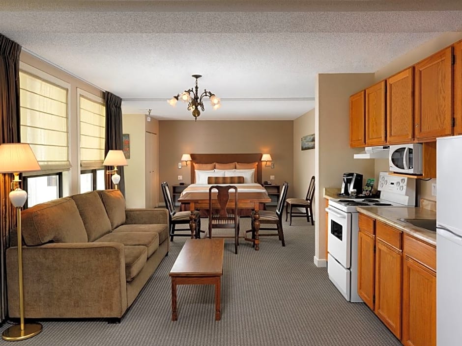 Huntingdon Hotel and Suites