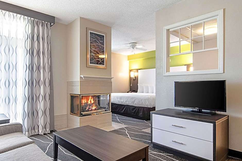 Clarion Inn Willow River