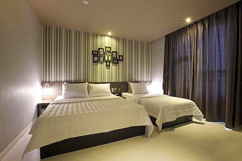 Brown Dot Hotel
