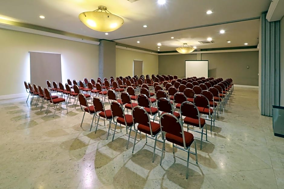Holiday Inn & Suites Guadalajara Centro Historico By IHG