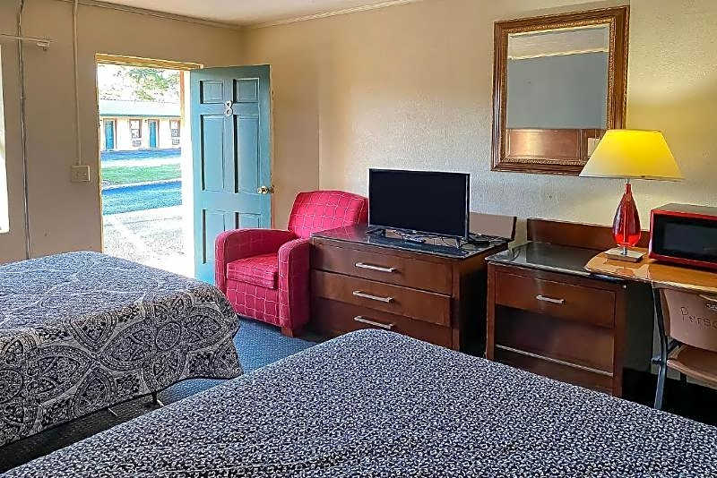 Hotel O Tallassee Hwy 14