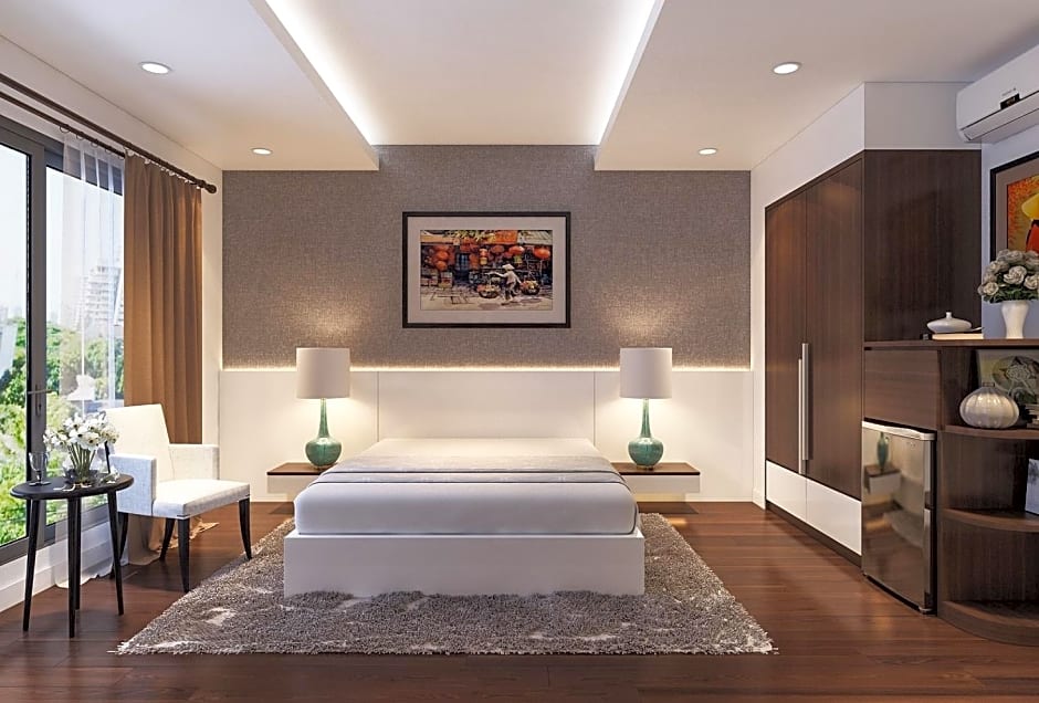 HA NOI HOTEL near Tan Son Nhat Airport - FREE Airport Pick-Up and Drop-Off Available 24 Hours a Day