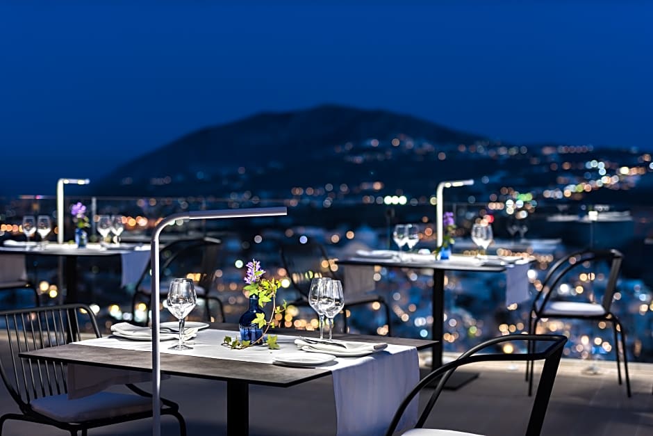 Mythical Blue Luxury Suites