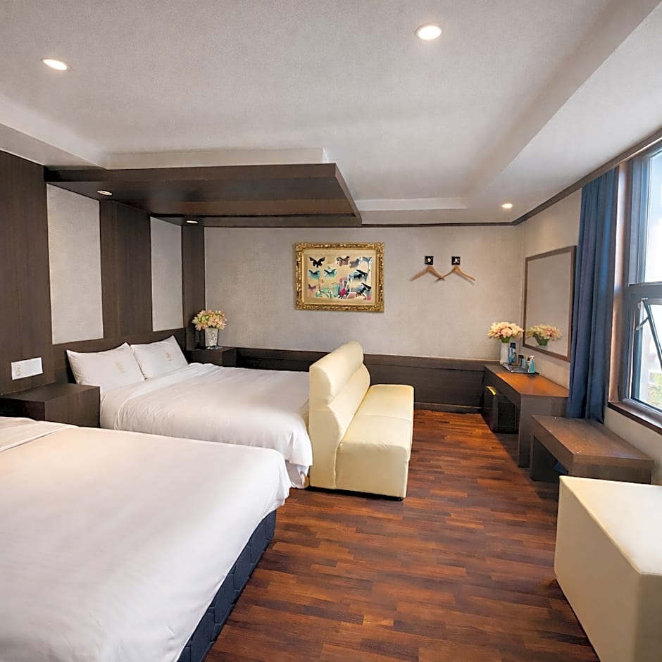 Hotel Busan Station 102