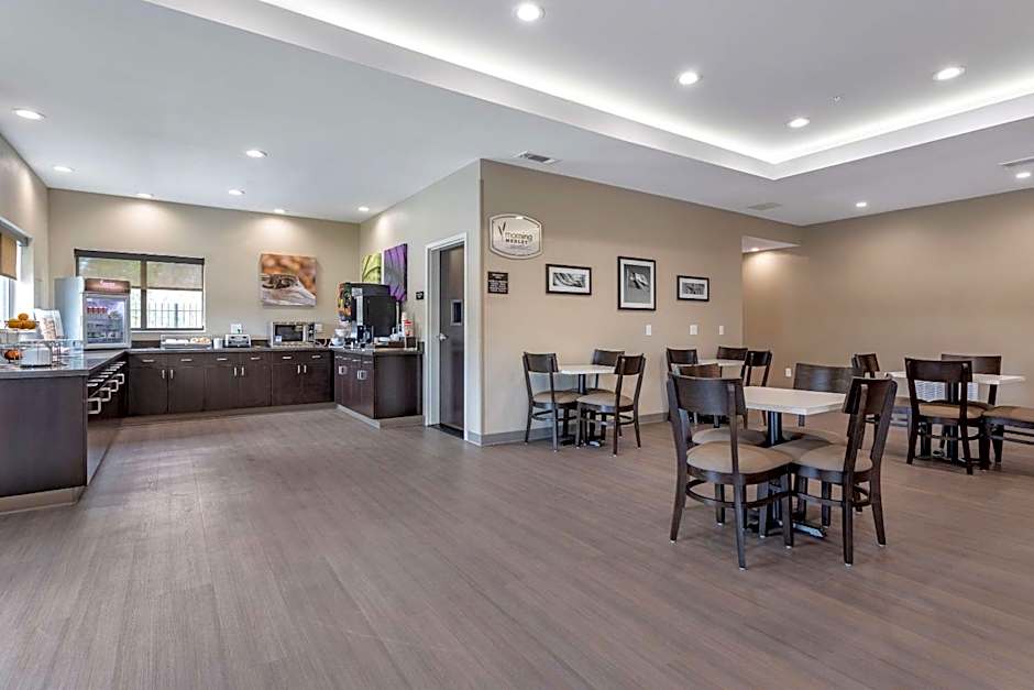 Redwood inn & Suites Crosby