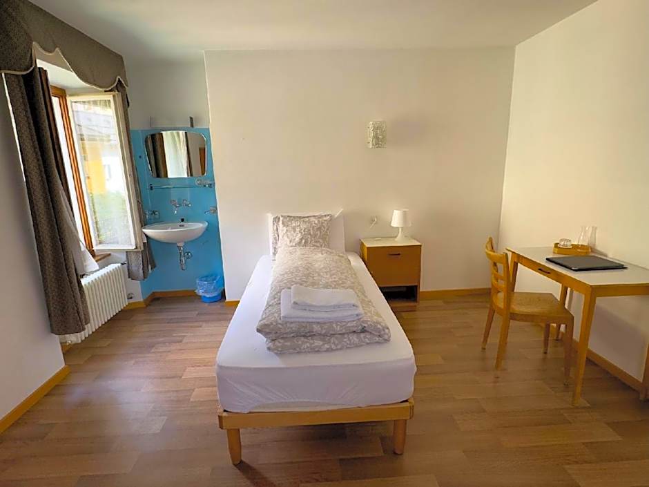 Hotel Des Alpes - Restaurant & Pizzeria