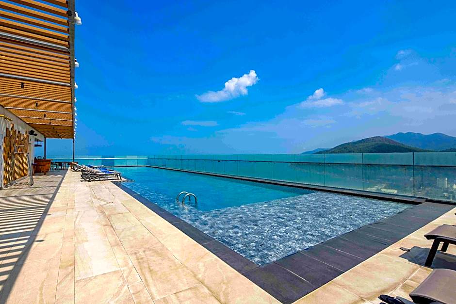 Anya Premier Beachfront Hotel Quy Nhon