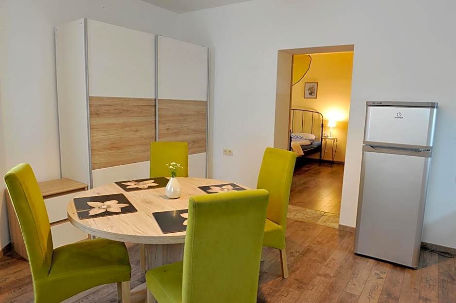 Gostilna in Prenočišča Brančurnik