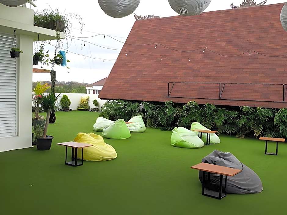 Maxonehotels At Bukit Jimbaran