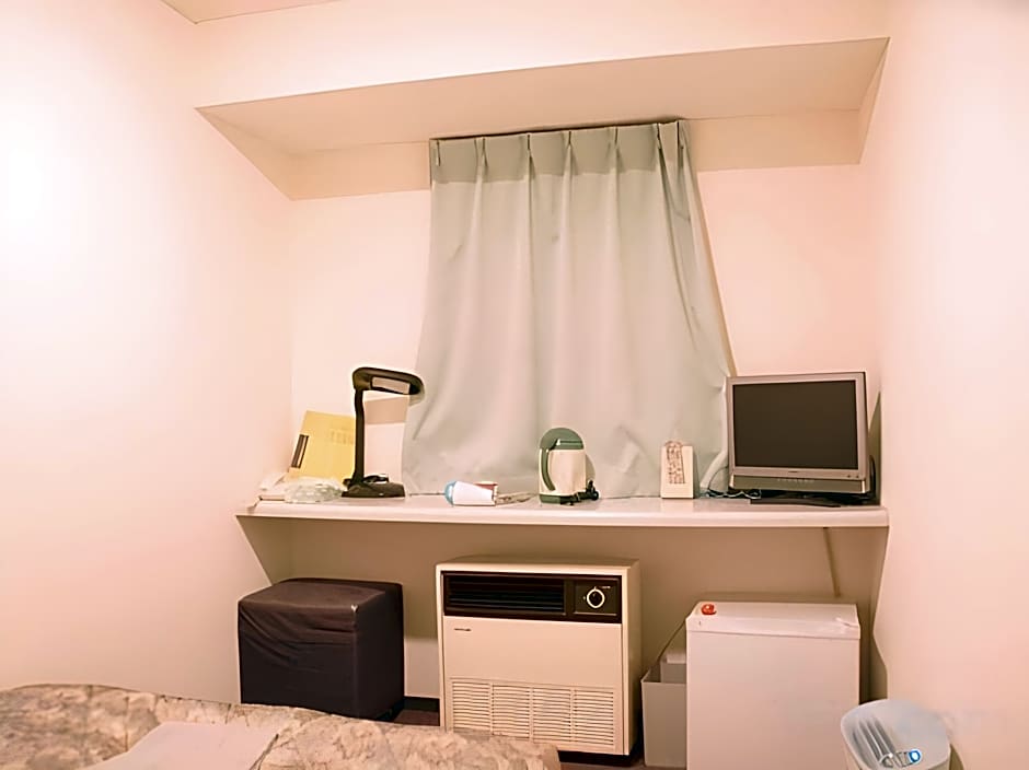 Business Hotel Chateau Est Takamatsu