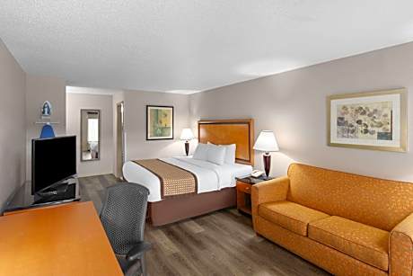 Deluxe King Room - Non-Smoking