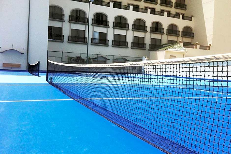 HS HOTSSON Hotel Leon