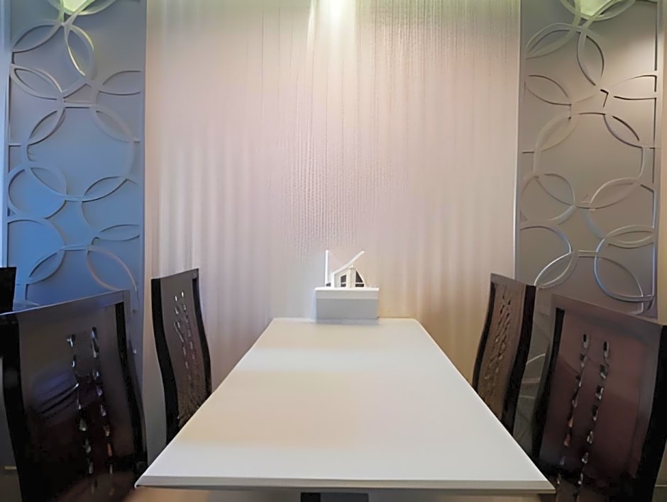 Hotel Central Residency