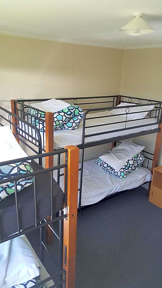 High Country Lodge, Motels & Backpackers