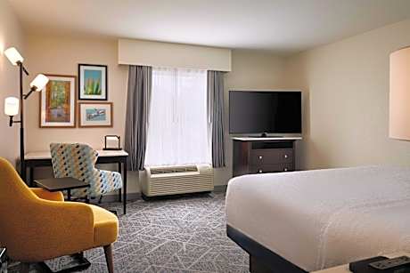 King Room with Walk-in Shower - Non-Smoking