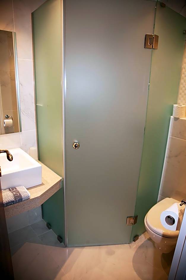 Zeus Hotel