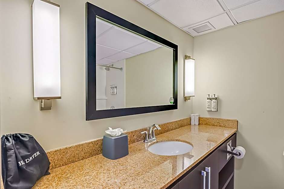 Holiday Inn Ponce & El Tropical Casino By IHG