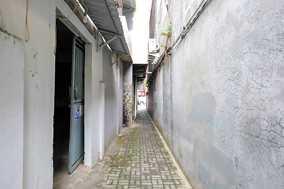 RedDoorz near Lippo Mall Yogyakarta 3