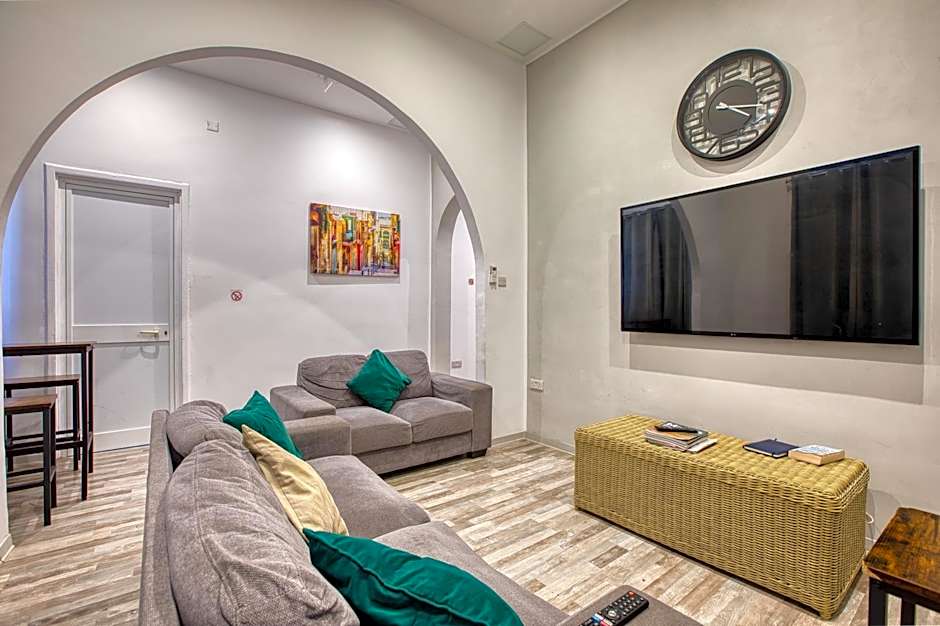 Bookarest Hostel Malta